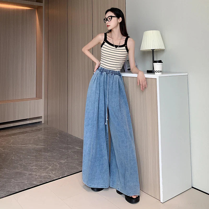 Calça Jeans de Perna Larga, Casual, Solta, com Cadarço e Estilo Lanterna