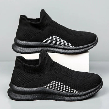 Lightweight Men's Walking Shoes Outdoor Soft Male Casual Shoes Flexible Breathable Men Loafers Slip-on Footwear Sneakers 39-48
