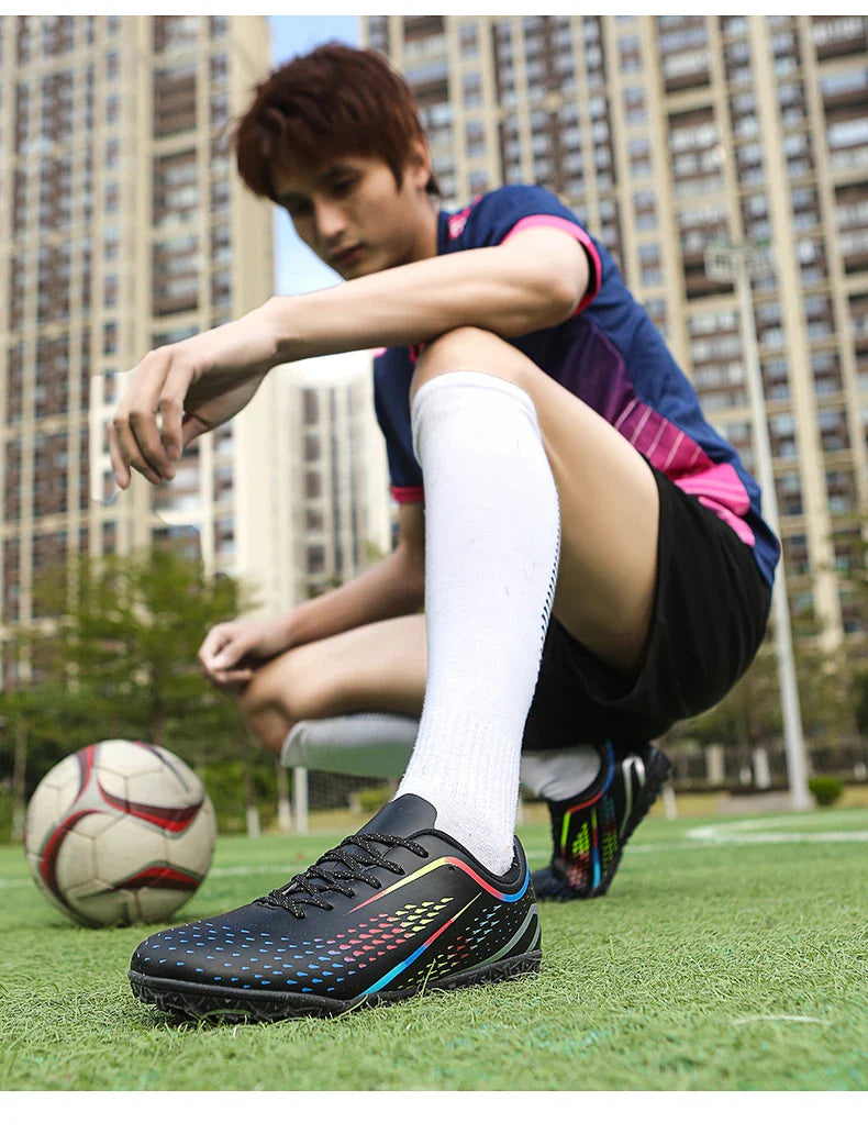 New Men Football Boots Non-Slip High-quality Woman Soccer Shoes Grass Cleats Futsal Sneakers Match Indoor Outdoor Football Shoes