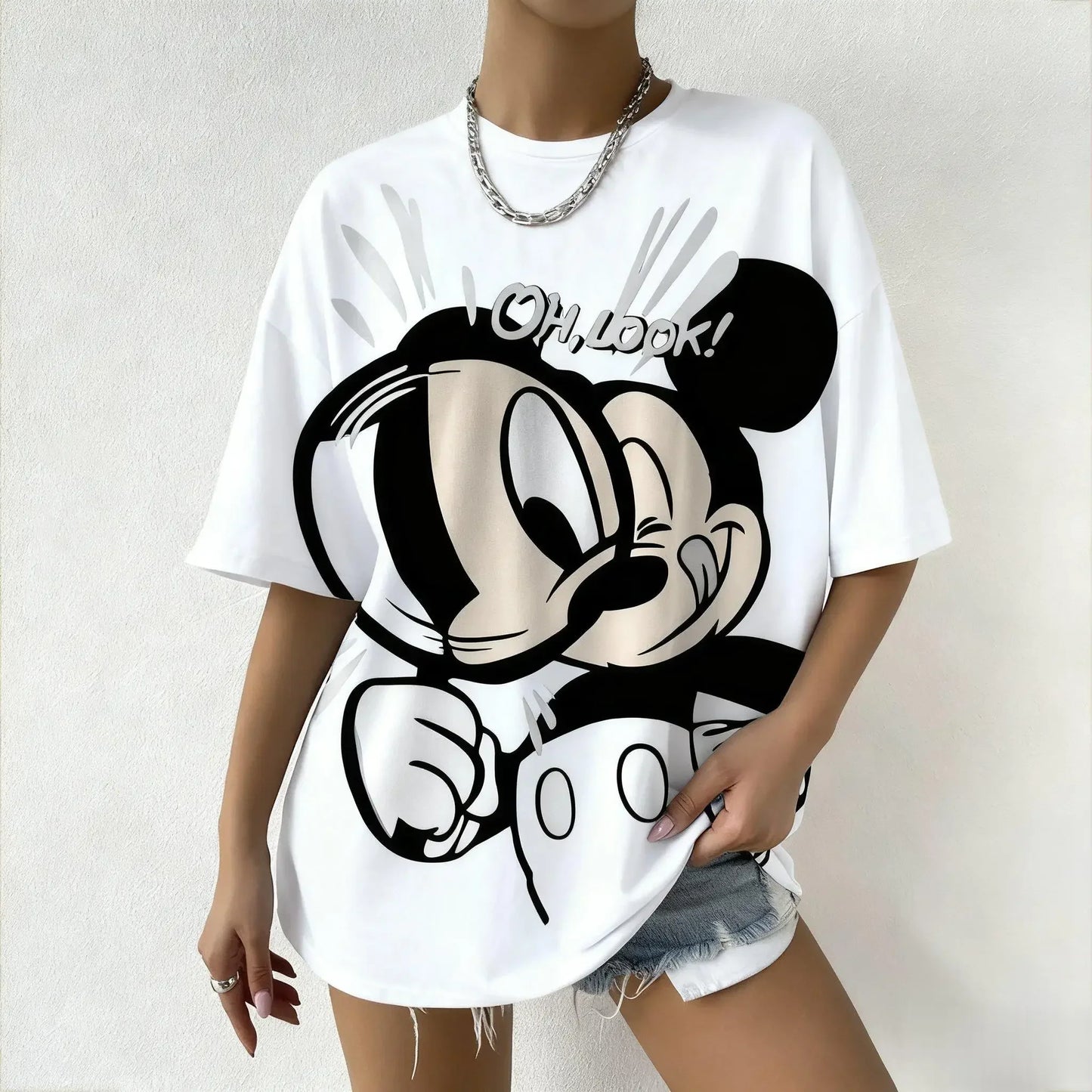 Summer Mickey Mouse Oh Look Printed Women Tshirt Cartoon Graphic Tee Oversized Vintage Streetwear Fashion Y2k Tops