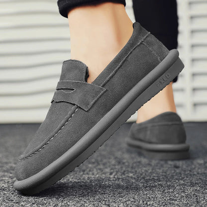 Winter Fashion Plush Men Loafers Outdoor Warm Men's Cotton Shoes Low-Top Casual Man Snow Boots with Fur Slip on Walking Footwear