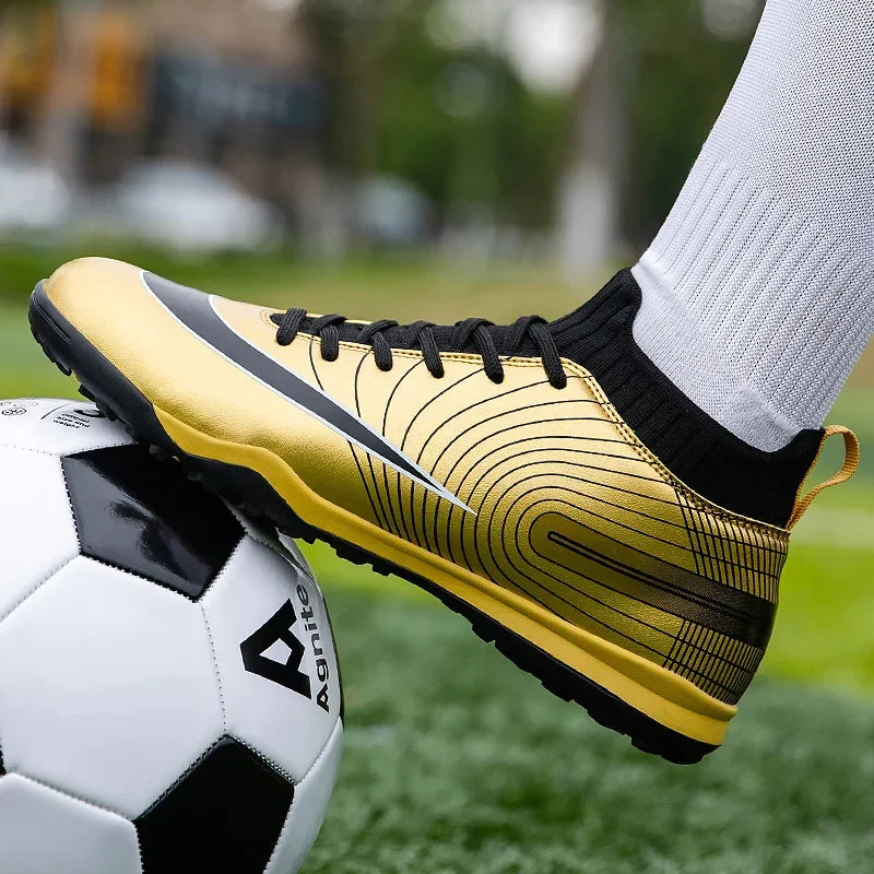 Men Football Boots Children Soccer Cleats Professional Golden Football Shoes for Boys Kids Indoor Soccer Shoes