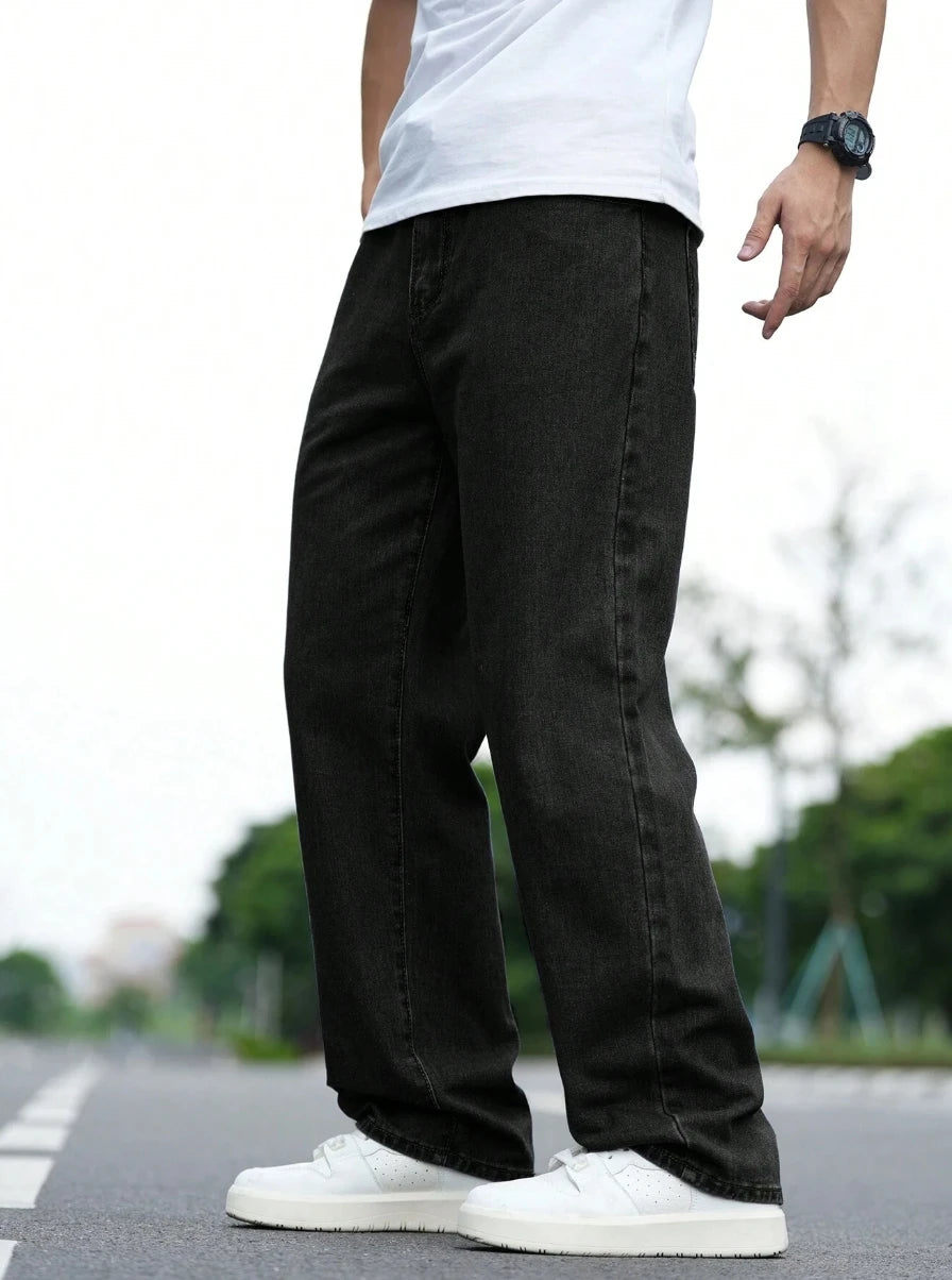 Men's Durable Black Relaxed-Fit Jeans Mid-Waist Comfort Street Style Essential Urban Pants