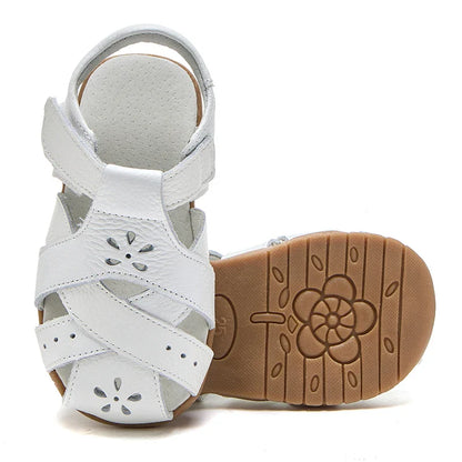 Genuine leather soft closed toe cut out children Girls sandals flat toddler Summer shoes