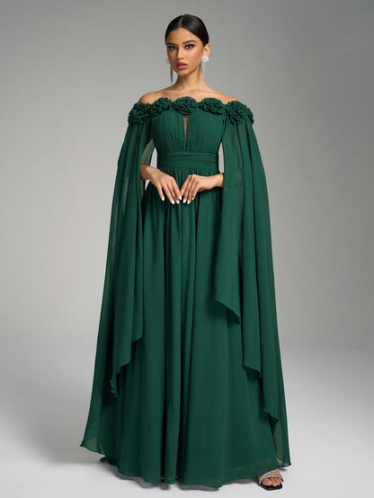 Vestido de Um Ombro Só com Mangas Bufantes Grandes, Aplique Floral no Corpete e Cintura Plissada, em Chiffon, Efeito Emagrecedor