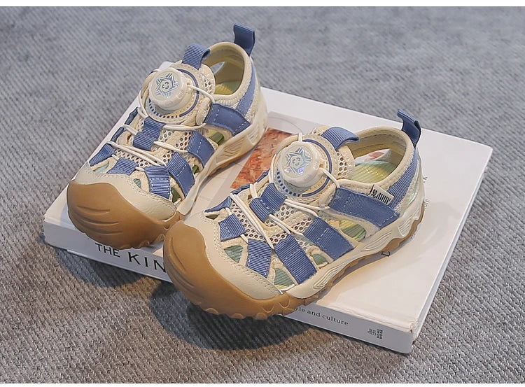 Kids' Rotating Button Closed-Toe Sandals, Breathable Mesh Shoes, Non-Slip Boy Girls Barefoot Shoes Summer Casual Sports Sandals