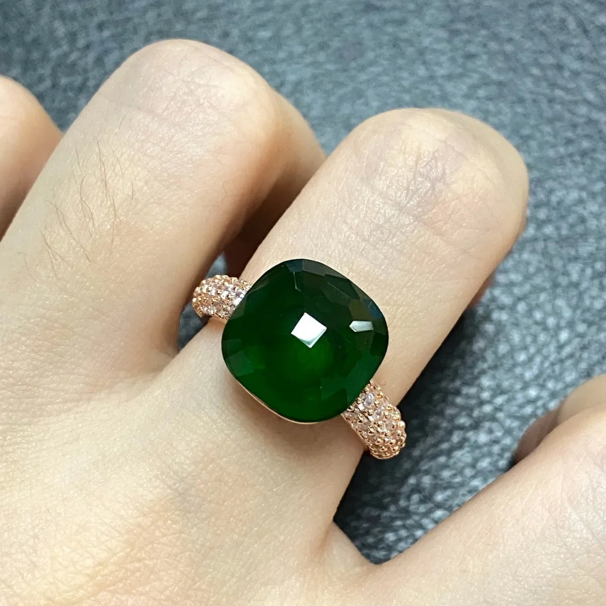 Original Design Pink Crystal Zircon Ring Candy Style Flat Ring for Women Wedding Party Fashion Jewelry Gift