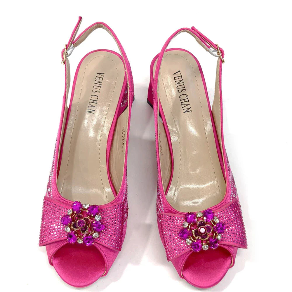Conjunto Combinando Sapatos e Bolsas Italianos 2024 Peep Toe Salto Alto Cor Pêssego Laço Strass Sapatos Femininos para Festa