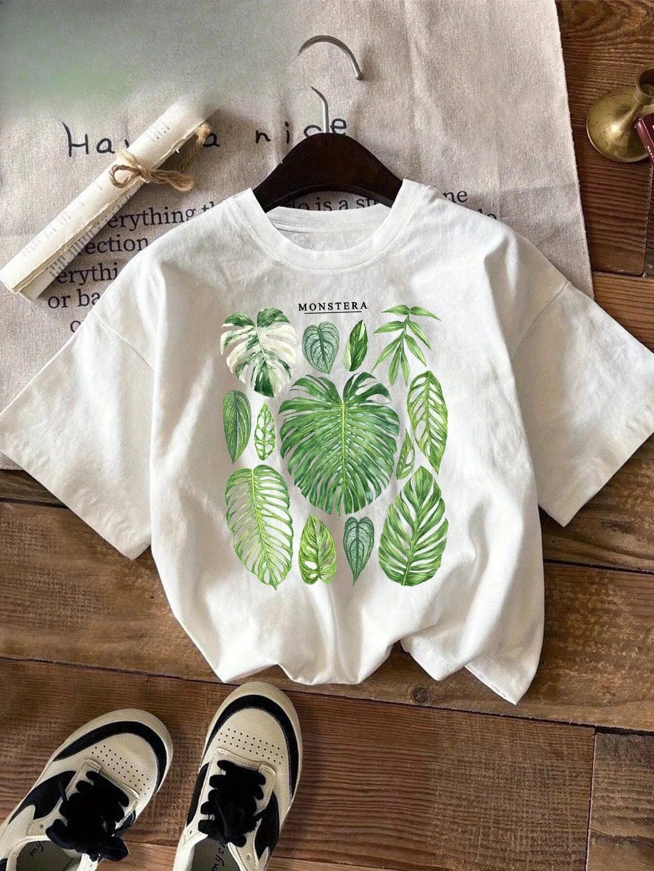 Women's Short Sleeve Crew Neck T-Shirt Monstera Philodendron Tropical Leaf Print Casual Fashion Tee for Summer Ladies TShirts