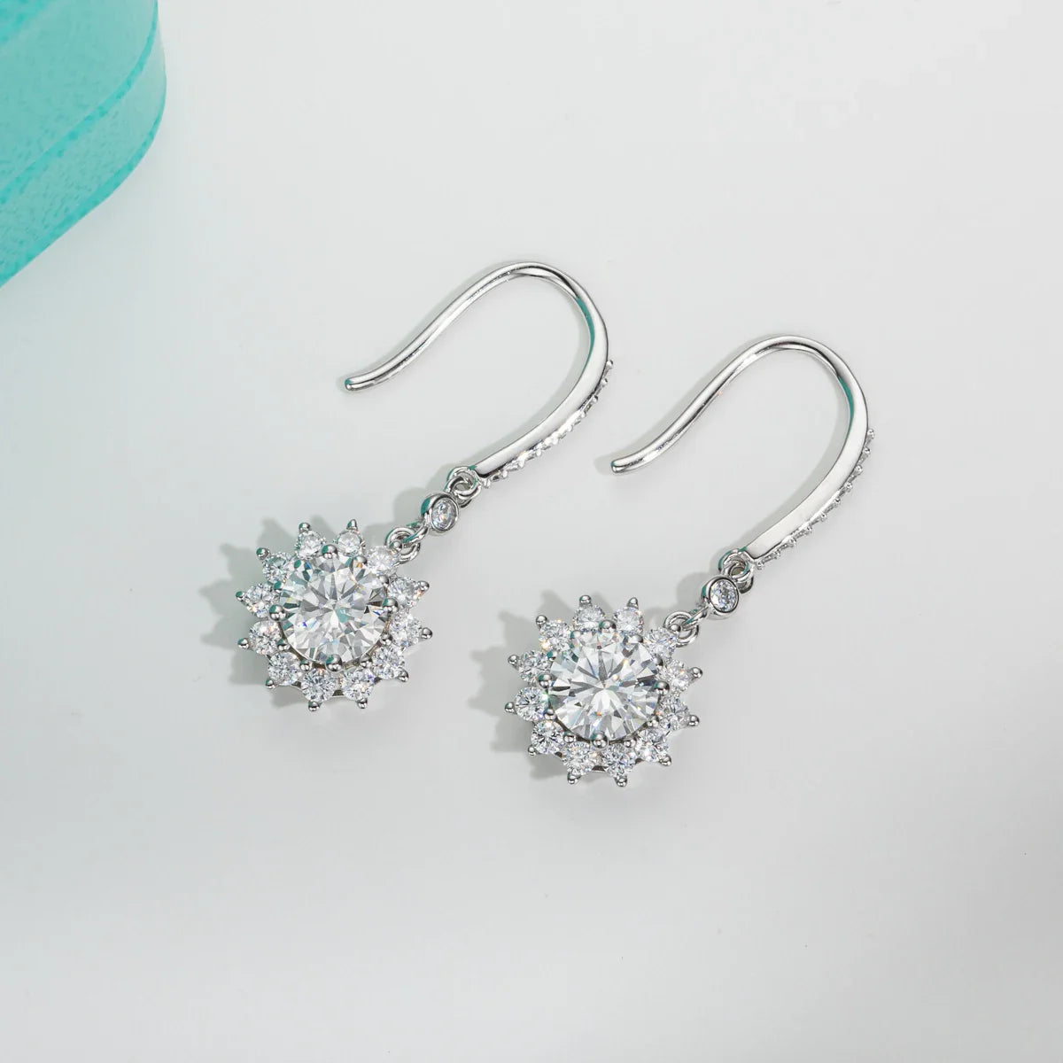 1 Carat Sunflower D Color Moissanite Drop Earrings 925 Sterling Silve Flower Hook Earrings for Woman Gifts Wholesale