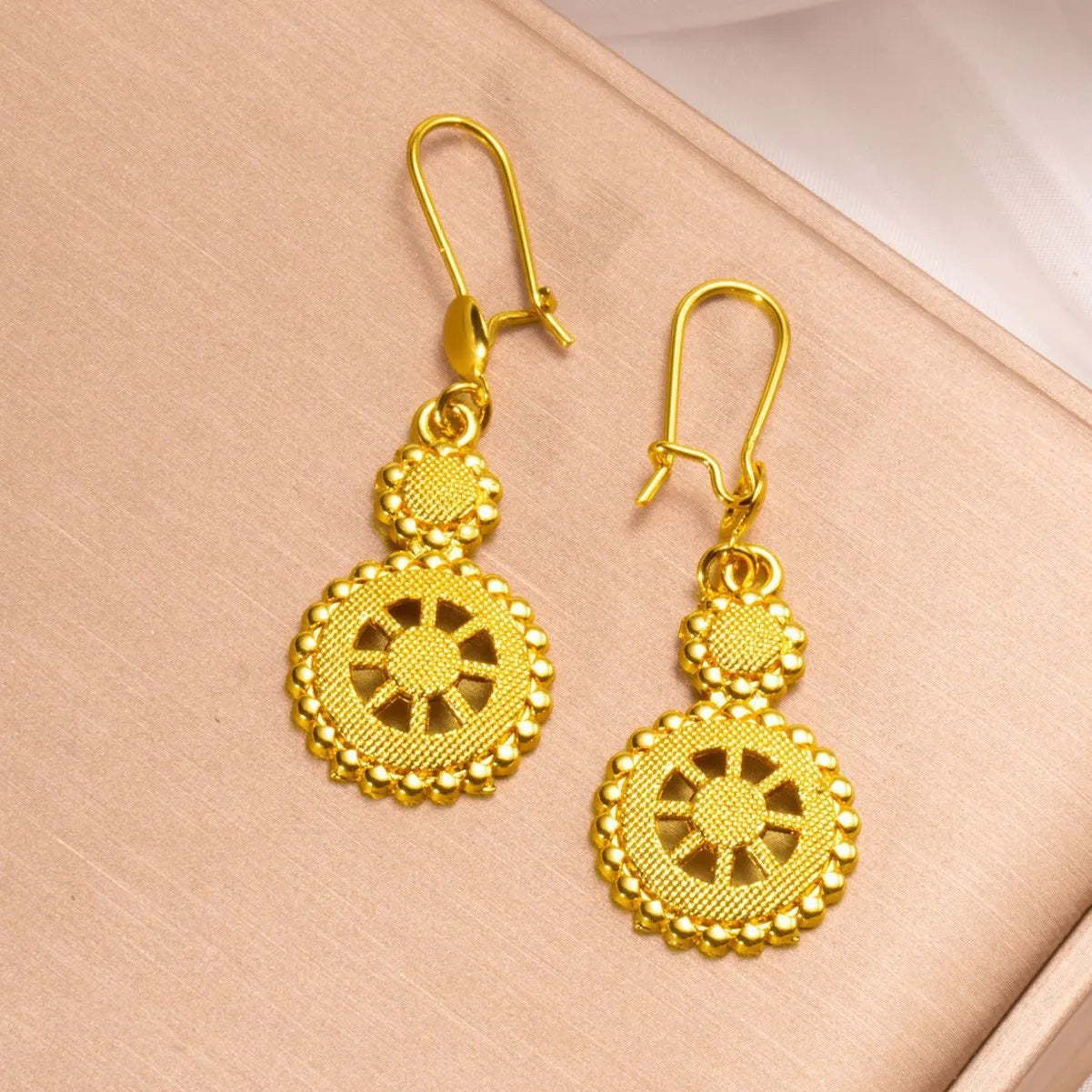 Women's 24K Gold Tassel Earrings, AU999 | "Tranquility" engraving with thread motifs, subtle professionalism for daily wear.