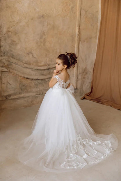 Communion Girl Dress Lace Appqulies Bodice Floor-length Skirt Puffy Dress with Long Train Formal Party Toddler Clothe