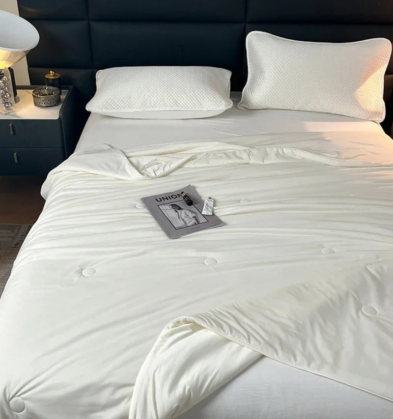 High Quality Cooling Blankets Smooth Air Condition Comforter Lightweight Summer Quilt with Double Side Cold  Cooling Fabric