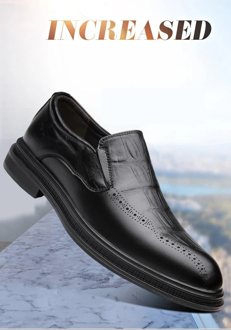 2026 Spring Autumn New Designer Brogue Shoes for Men Fashion Business Casual Shoes Male Solid Color Leather Shoe Loafers Man