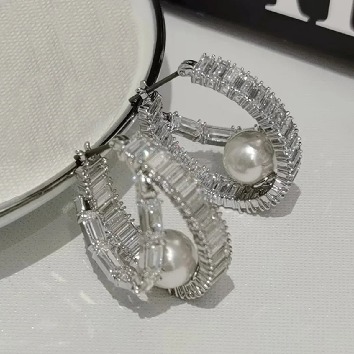 2025 New Trend Fine Wedding Jewelry Set Charm Silver Heart shaped Crystal Luxury Pearl Necklace Earrings Romantic Gift for Women