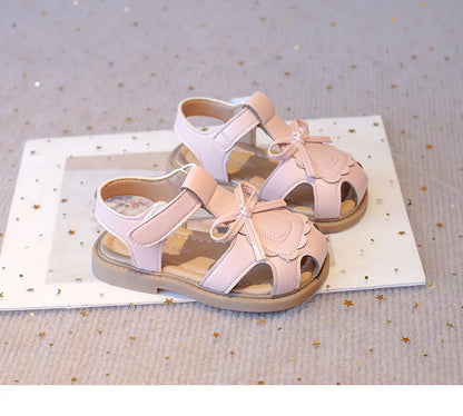 Girls Summer Sandals Toe-covered Anti-kick 2025 Brand New Children Flat Sandals Princess INS Hot Trend Toddler Clog Shoes I03055