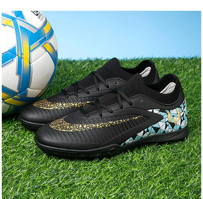 New Kid Match Boys Professional Non-Slip Comfortable Football Boots Sneakers Match Soccer Shoes Outdoor Sports Shoes Unisex