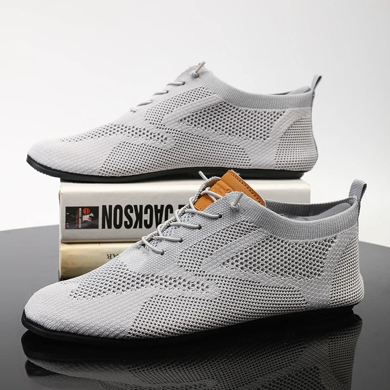 Sapatos Masculinos de Verão em Malha, Sapatilhas Planas para Uso Exterior, Sapatos de Caminhada de Alta Qualidade, Confortáveis, com Cadarço, Respiráveis, Antiderrapantes, Casuais