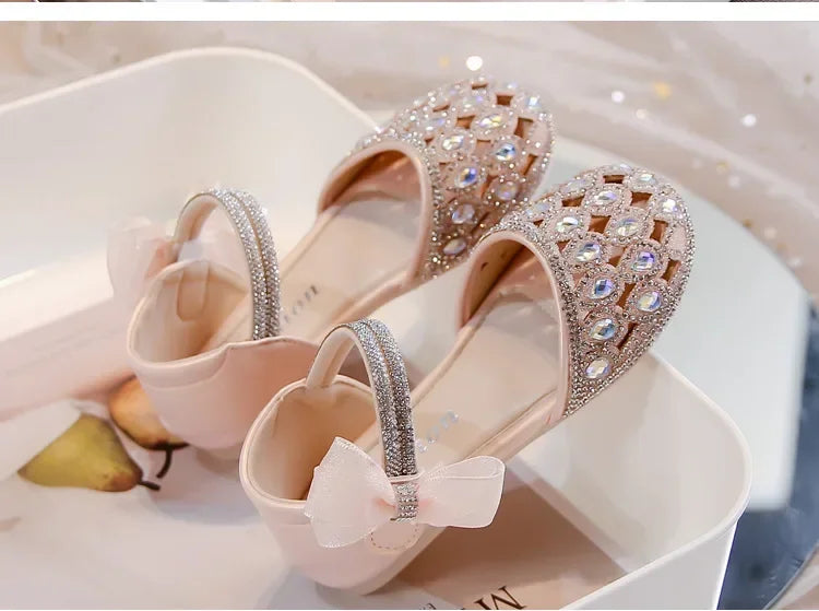 Girls Sandals Shiny Crystal Ins Trendy 2026 Summer New Kids Princess Shoes Mesh Lace Bows Girls Dance Shoes Elegant Hollowed-out