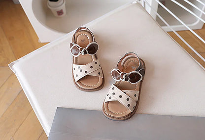 2026 Summer New Girls Soft Bottom Sandals Fashion Retro Hollow Roman Casual Shoes Open-toe Hundreds Of Princess Beach Shoes