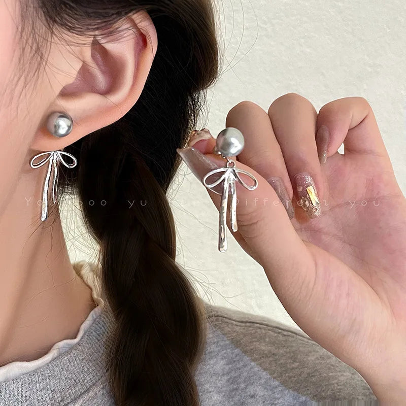 New Fashion Korean Cute Sweet Black White Women Statement Stud Earrings Fabric Lace Bow Drop Earrings Luxury Jewelry Party Gifts