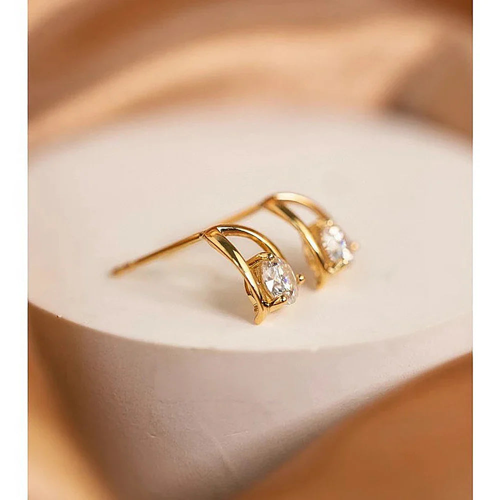 0.5/1 Carat D Color Moissanite Diamond Stud Earrings 925 Sterling Silver Plated Yellow Gold Ear Studs for Women Fine Jewelry