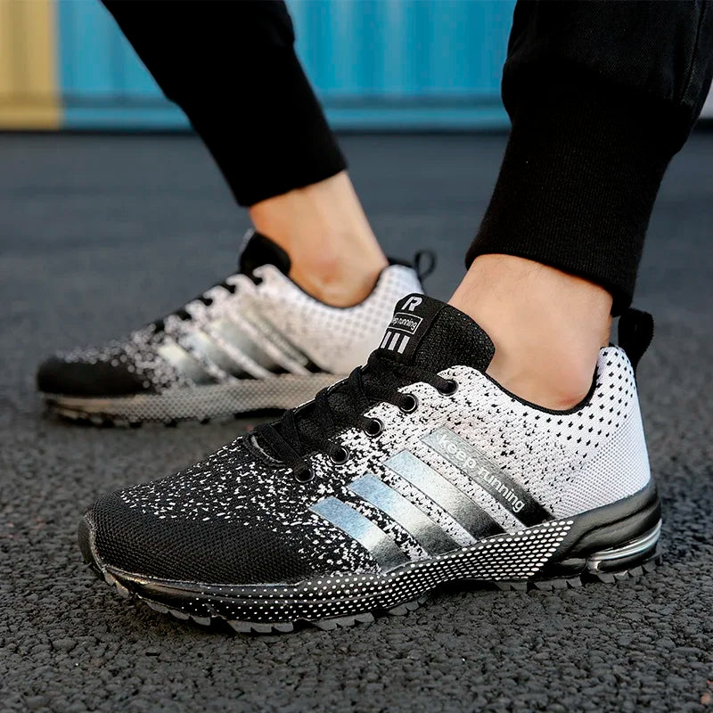 Men's and women's flying mesh surface spring summer breathable casual sports shoes flat vulcanized couple running big size48