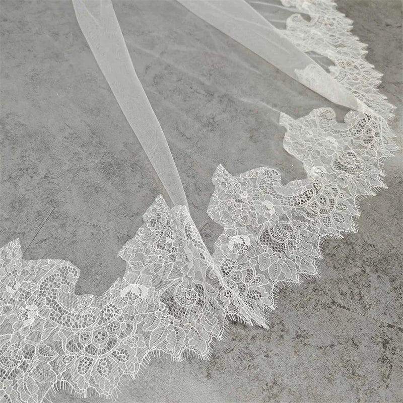 Customized Elegant Eyelash Lace Edge 2 Layers Wedding Veil with Blusher 2.5m/3m/3.5m Long Bridal Veil Wedding Accessories