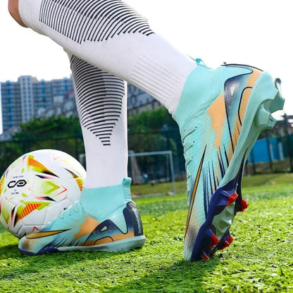 New Men Football Boots Adult Society Original Indoor Professional Women Soccer Shoes Unisex Ultralight Football Shoes Sneakers