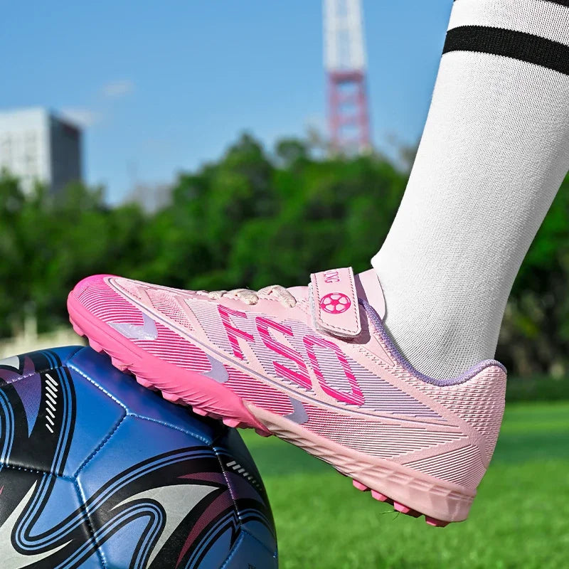 New Kid Football Boots Professional Match Match Boys Soccer Shoes Sports Shoes Non-Slip Sneakers Outdoor Comfortable Unisex
