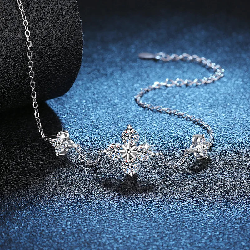 Lucky Clover GRA Certified 1.2cttw D Color Moissanite Diamond Bracelet for Women 925 Silver Plated 18k Hand Link Bracelets