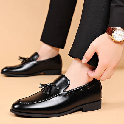 Summer New Large Size Men's Leather Shoes Business Formal Casual Wedding Knot Shoes round Toe Flat Heel Rubber Outsole