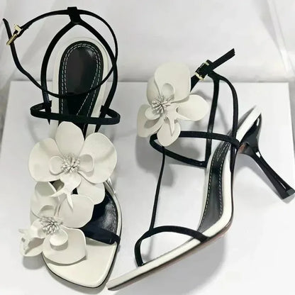 Elegant White Flower Decoration Heeled Sandals for Women Sexy Open Toe Ankle Strap Designer Shoes Fashion Wedding Bridal Shoes