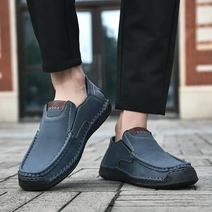 New Soft Men Loafers Slip On Leather Casual Shoes For Men Moccasins Plus Size 38-48 Flats Sneakers Men Handmade Design Man Shoes