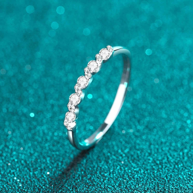 Full D Color VVS1 Moissanite Ring Delicate Lab Diamond Ring 925 Sterling Silver for Women Engagement Wedding Jewelry