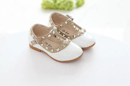 Girls Shoes Spring Children Shoes Girl Rivets Princess Autumn Toddler Girls Kids Flat Shoes T-Tied Style Girls Summer Sandals