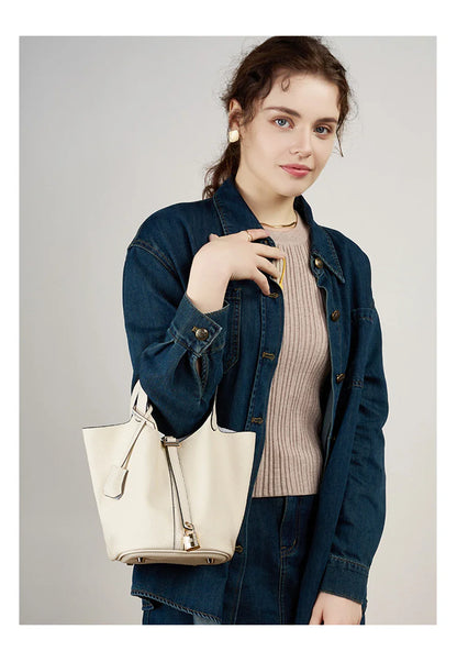 2025 Casual Fashion Female Genuine Leather Bucket Bag Luxury Handbag High-End Tote Bag Woman Cow Leather Mommy Bag & Metal Lock