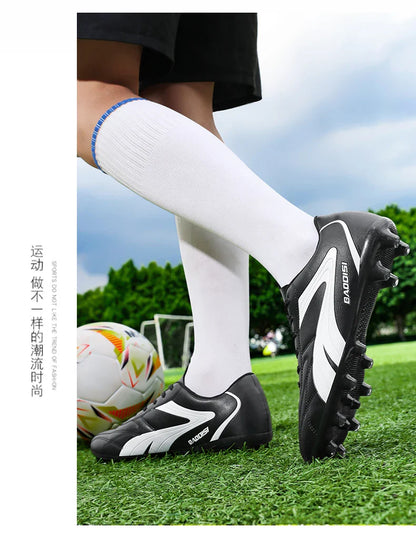 Mens Soccer Shoes Women Adults Society Football Cleats Ultralight Training Soccer Sneakers Outdoor Professional Football Boots