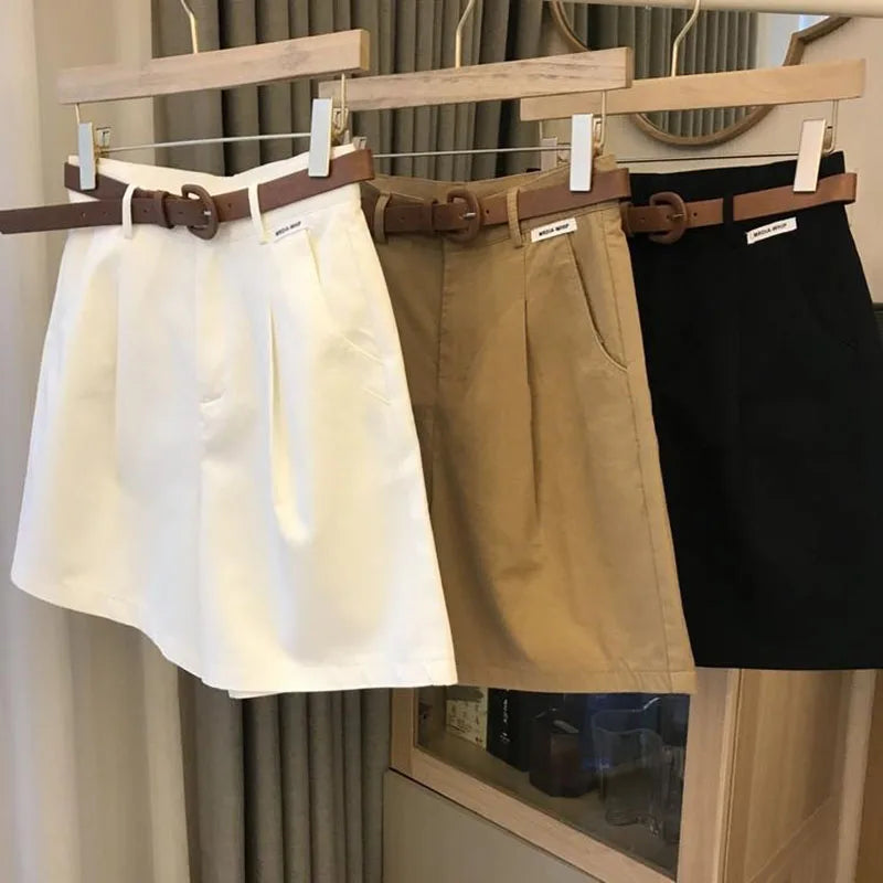 Summer new wide leg shorts Thin cotton A-frame shorts Office ladies classic loose casual zipper shorts for women