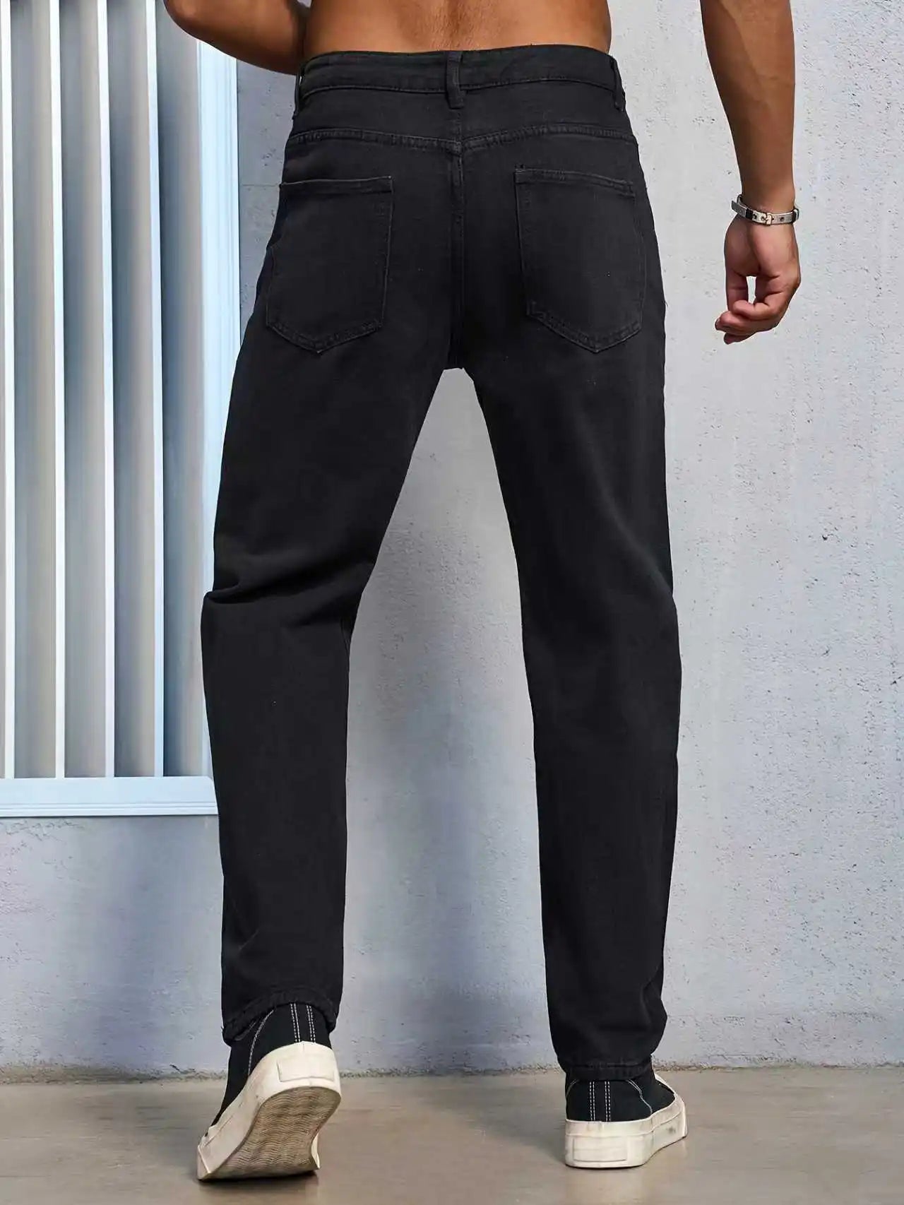 Men's Casual Solid Black Regular fit Jeans