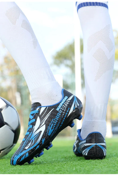 Outdoor Children's Football Shoes Low-cut Kids Soccer Shoes Sports Shoes Comfy Non-Slip Training Shoes For Boys Futsal Sneakers