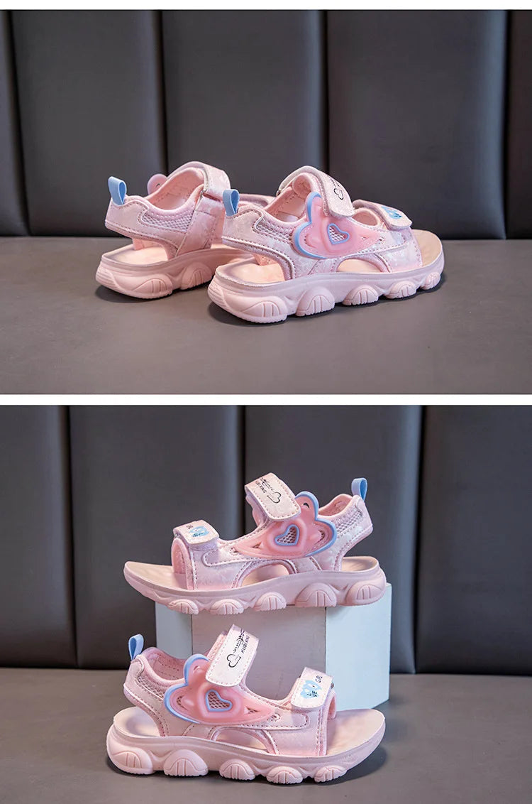 2026 New Summer Girls Sports Sandals Love Heart Decor Soft Non-Slip Beach Sandals For 3-12 Years Old Kids