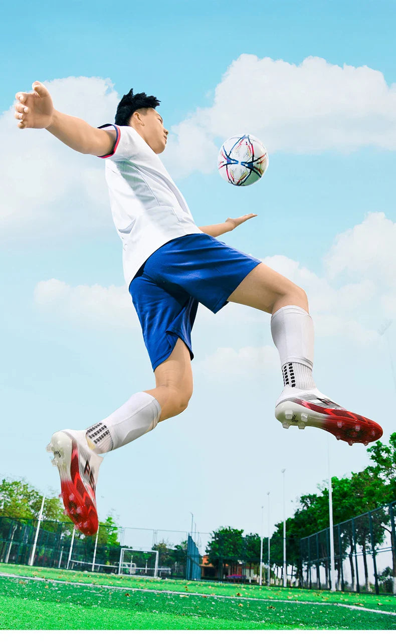 Men New Football Boots Grass Professional Original Resistant Casual Male Soccer Shoes Top Quality  Ultralight Football Shoes