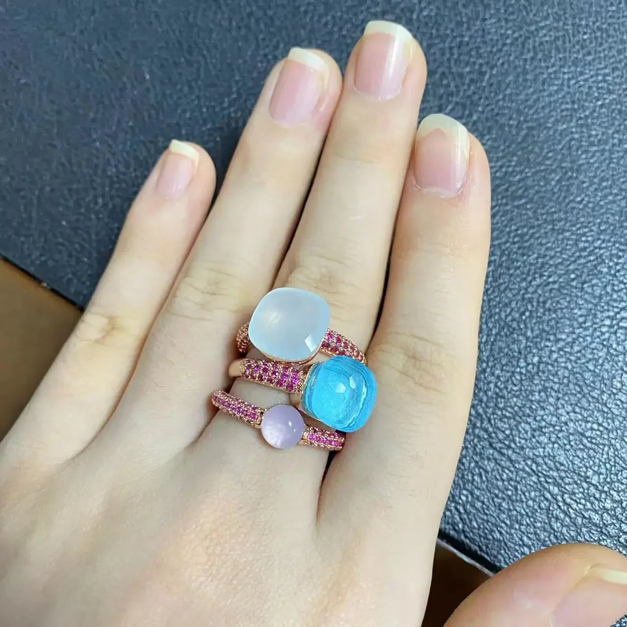 Conjunto de 3 anéis empilháveis ​​Nudo para mulheres, conjunto com cores mistas, cristais tipo bala incrustados, zircônia, ametista, topázio azul, joia redonda, presente