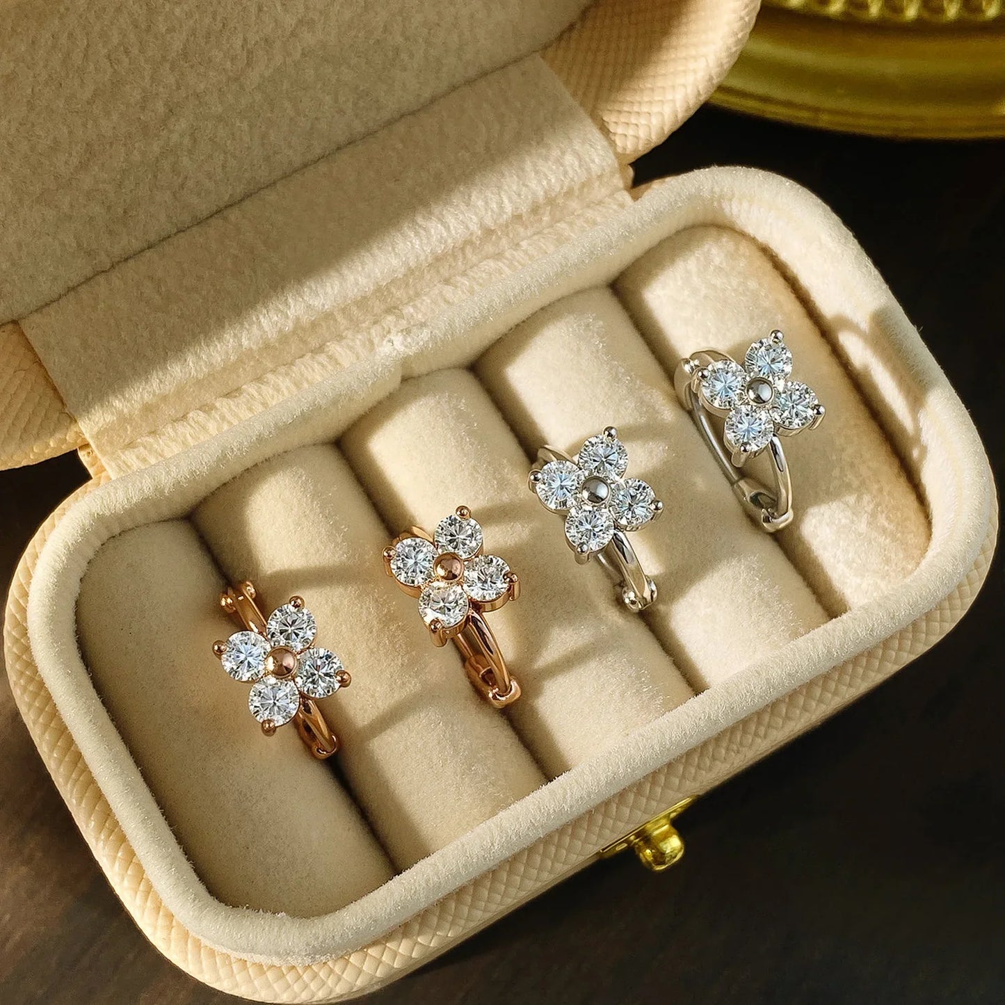 3mm D Color Moissanite Hoop Earrings for Women GRA Certified Round Brilliant Cut Moissanite s925 Silver Dainty Earring