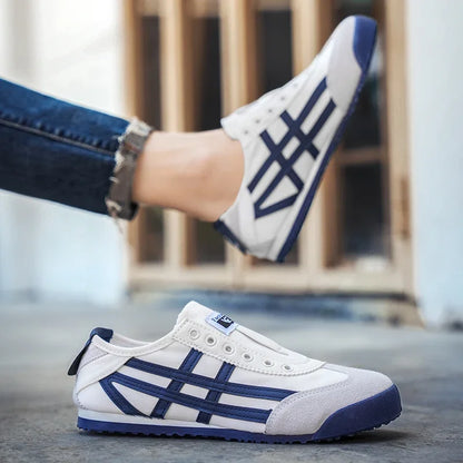 Men's Classic Running Shoes Lace Up Flat Bottom Sports Shoes Soft Sole Walking Shoes Breathable Couple Casual Shoes Tennis Shoes