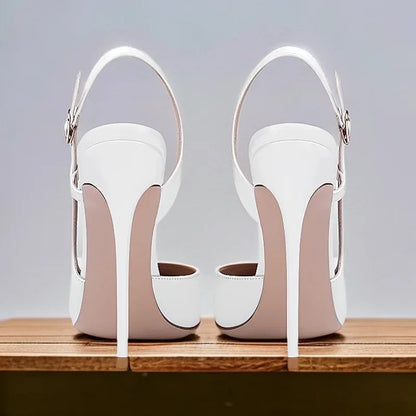 New silver patent leather flat buckle sandals with pointed edges and slim heels, stylish and stylish, worn in the backless style