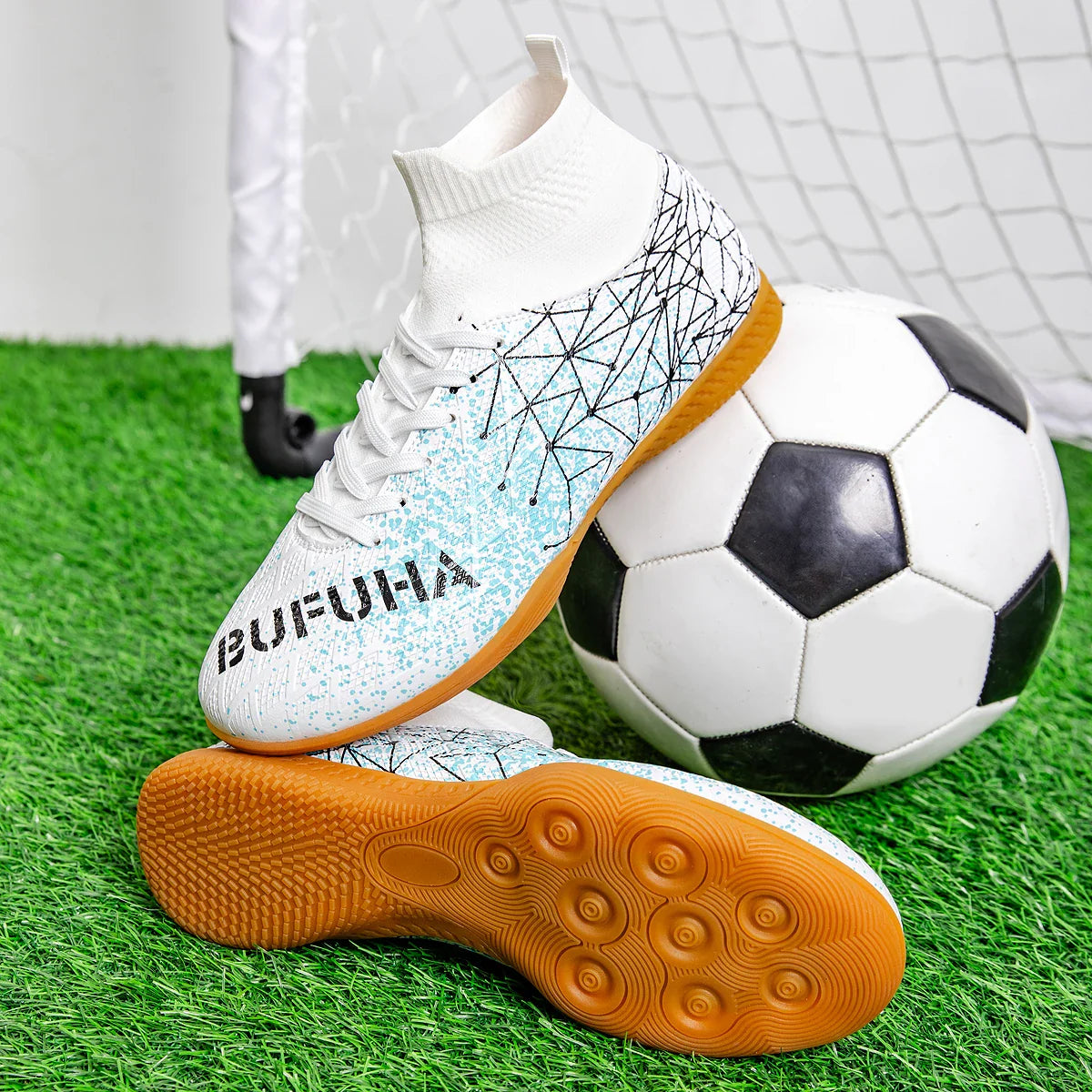 Men Soccer Shoes TF High-quality Breathable Unisex Football Boots Professional Sneakers Ultralight Match Hot Sale Women Match