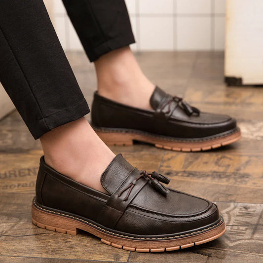 Classic Men's Dress Shoes High Quality Casual Business Leather Shoes For Men Loafers Formal Office Leather Tassel Social Shoes