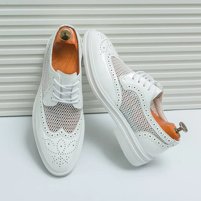 Fashion Derby Leather Men Shoes Summer Breathable White Brogue Lace Up Solid Dress Shoes Business Casual Party Wedding Shoes Men